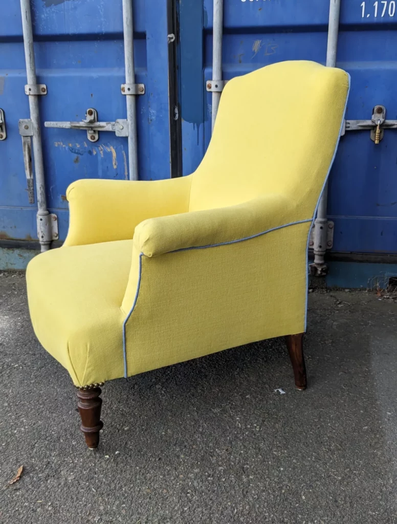 Changement de tissu pour un fauteuil anglais