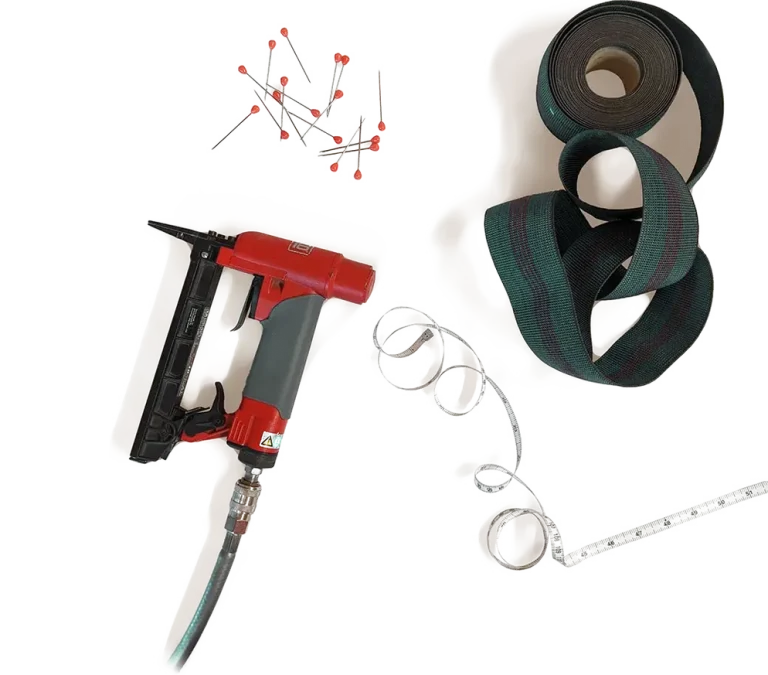 outils de tapisserie d'ameublement (sangles élastiques, agrafeuse, houzeaux)