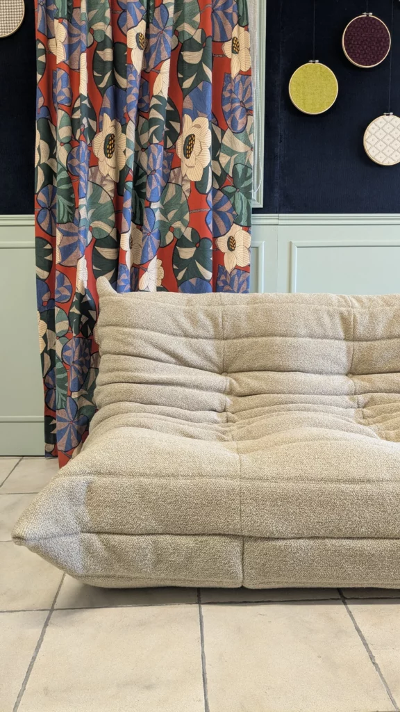 Changement de housse d&rsquo;un canapé Togo 3 places